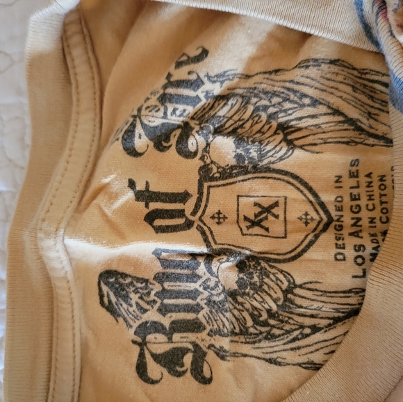 2xl T-shirt - Picture 2 of 2